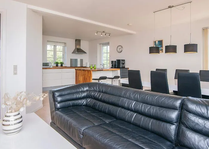 Panoramic Golf View Retreat - By Traum Sønderby