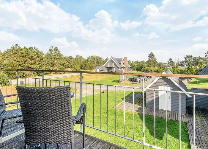 Panoramic Golf View Retreat - By Traum 別荘